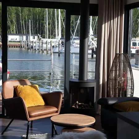 Wasservilla Freizeit Usedom * Peenemunde