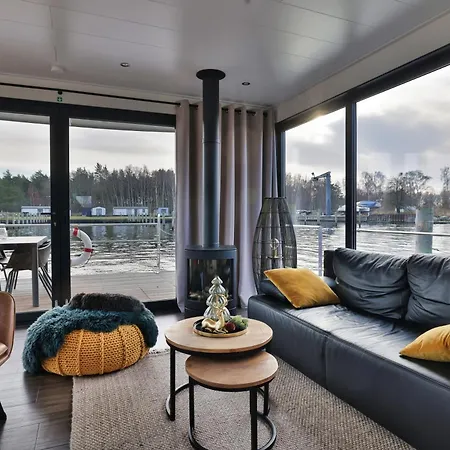 Nyaraló Wasservilla Freizeit Usedom Peenemünde